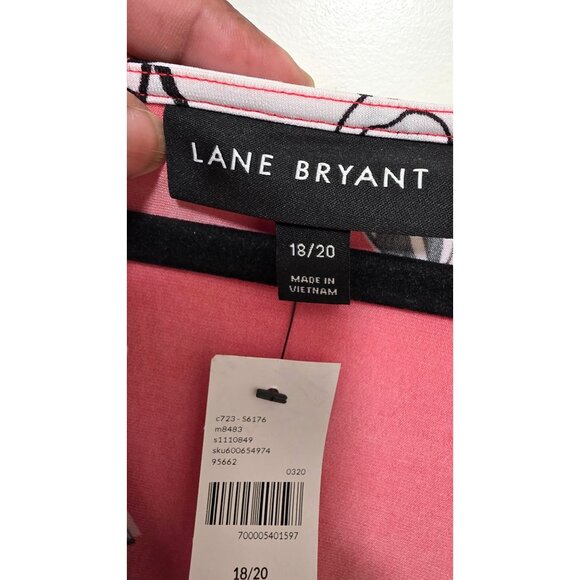 NWT Lane Bryant Red Floral Wrap Dress Short Sleeves & V-Neckline Women's Size 18 - Picture 8 of 8